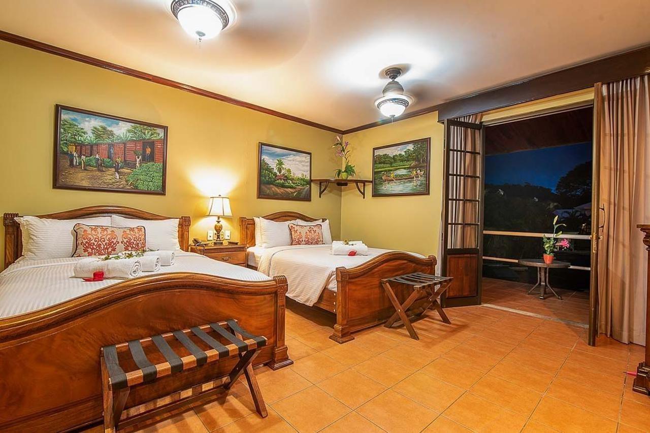 Hotel Casa Roland Golfito Resort Eksteriør bilde